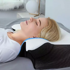 Prämie Nackenkissen – signiert von MALURI